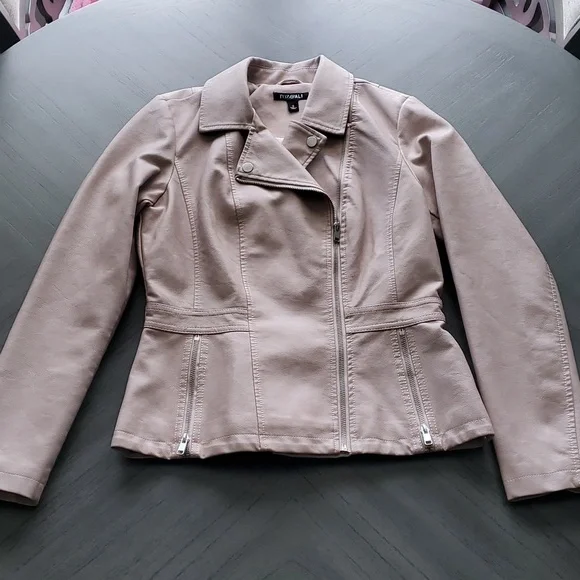 Roz & Ali faux leather jacket - Picture 4 of 14